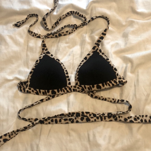Cheetah bikini top - Picture 1 of 3